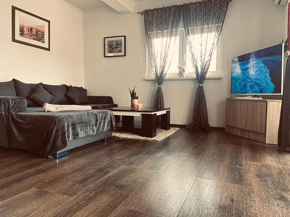 Apartment Gule